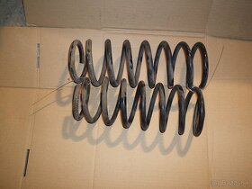 Suzuki Jimny zadné+predné ramena - 2