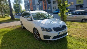Predám škoda Octavia combi RS TDI DSG - 2