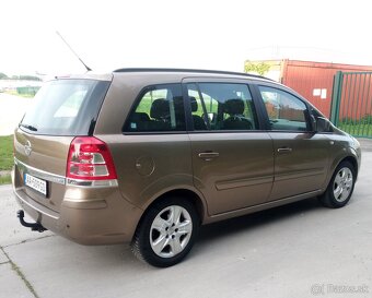 Opel Zafira 2013 - 2
