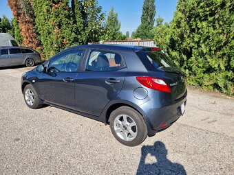 Mazda 2 1.3i - 2