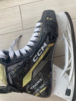 CCM Tacks AS-V Pro - 2