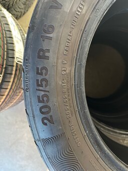 205/55 R16 continental - 2