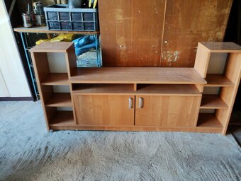 Stolík pod tv - 2