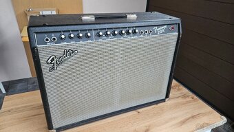 Gitarove kombo Fender Frontman 212 R - 2