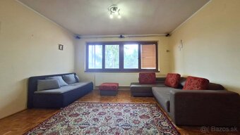 REZERVOVANÉ: Na prenájom viacgeneračný rodinný dom vo Veľkýc - 2