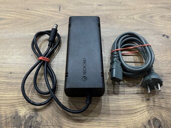 Originál napájací adaptér na XBOX 360E - 2