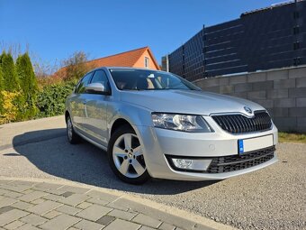 Škoda Octavia III 1.6 TDI DSG - 2