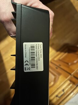Solarny regulator PowMR 80A - 2
