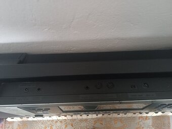 YAMAHA PSR-550 - 2