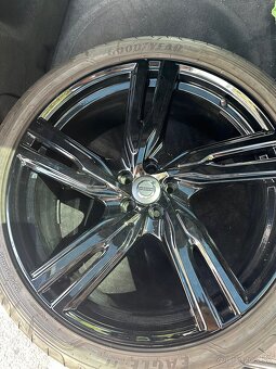 Čierne komplety Volvo R22 R-Design - 2