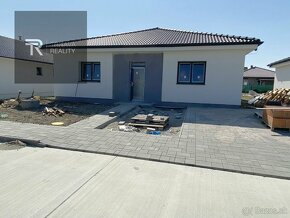 TRNAVA REALITY – novostavba domu typu bungalov, pozemok 579  - 2