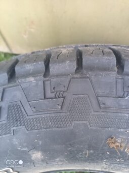 Predám pneumatiky 265/70r15 - 2