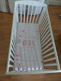 Detská drevenná postielka s matracom - 2