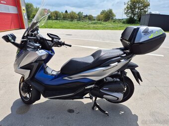 Honda Forza 125 Top box - 2