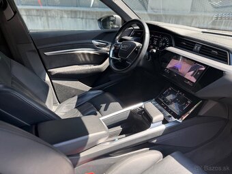 Audi E-Tron 55 Quattro Advance, tažné, Matrix LED, B&O, DPH - 2