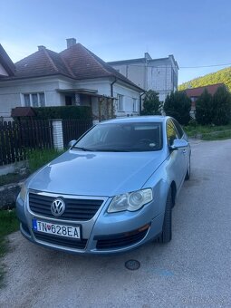 Volkswagen Passat - 2