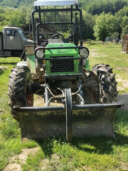 Traktor v3s 4x4 - 2