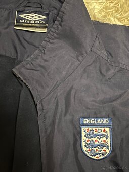 Šuštiakova bunda Umbro Anglicko - 2