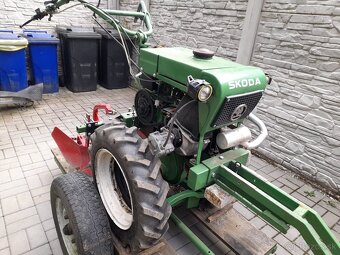 Dvokolesovy malotraktor - 2