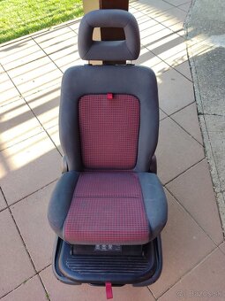 Predám detskú integrovanú autosedacku - 2
