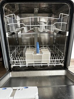 Umývačka riadu Whirlpool ADG 7555 - 2