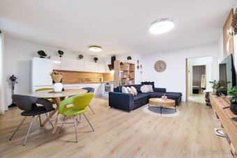 Ponúkam elegantný 3 izbový byt na sídlisku Dargovských hrdin - 2