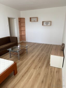Prenajmem 1 izbový byt Korytnická ulica - 2
