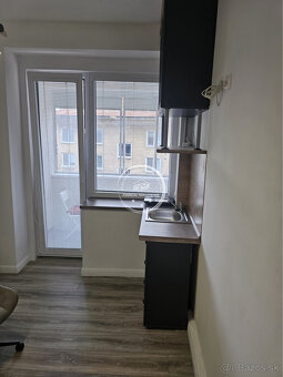Zrekonštruovaná garsónka s balkónom v Bratislave - 2