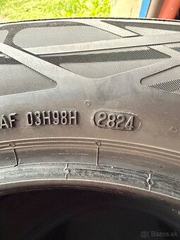 Continental 215/60 r17 - 2