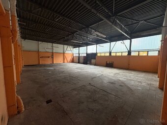 Garáž/skladové priestory 220m2 - 2