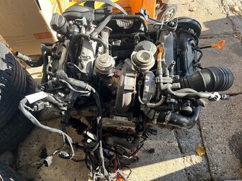 Predám motor 2.5tdi 120kw BDG Audi A4 B6 B7 Skoda Superb - 2
