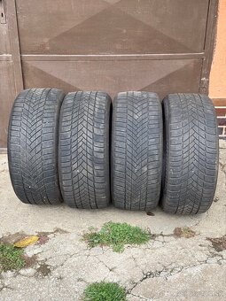 Matador nordicca 235/40 R19 - 2