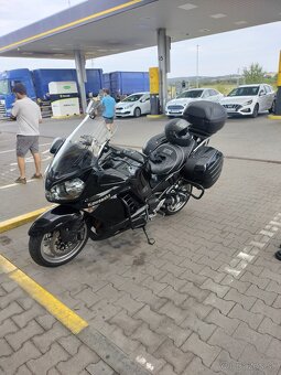 Kawasaki GT-R 1400 - 2