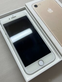 IPHONE 7 • 32GB - 2