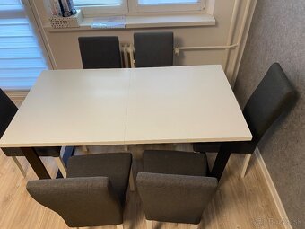 Jedálenský stôl a stoličky - 2