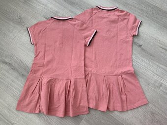 Detské šaty zn. Coccodrillo veľ. 116 a 122 - 2