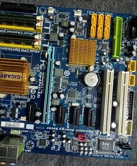 GA-EP43-S3L Core 2 Quad Q8200 (2.33GHz), 8GB DDR2 800MHz - 2