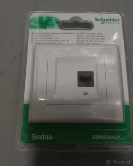 ZÁSUVKY, dátová a TV/R, značky SCHNEIDER ELECTRIC - 2