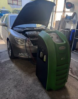 Plnenie chladiva autoklimatizácie starý aj nový typ - 2
