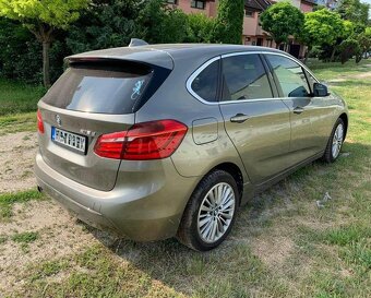 BMW 218d Active Tourer Luxury Line - 2