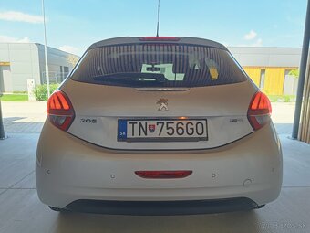 Peugeot 208 Znížená cena 1.2 benzín (nové rozvody + servis) - 2