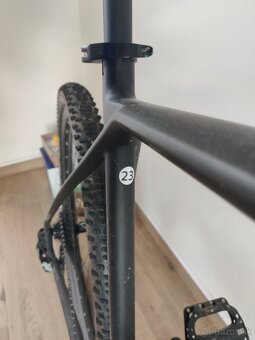 Horský bycikel cube karbon 23" - 2