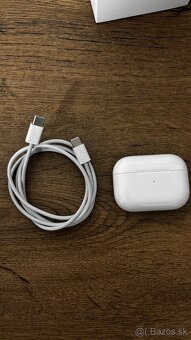 Apple iPhone 16 Pro Max + AirPods Pro 2 - 2