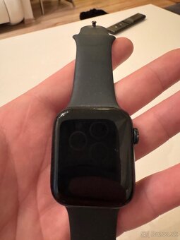 Predám Apple Watch SE 44 mm - 2