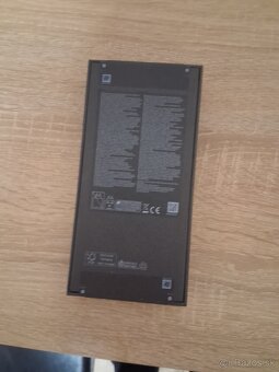 Samsung Galaxy Z Flip7 FE 5G 8 GB / 128 GB cierny - 2