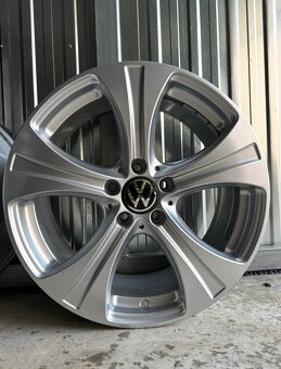 #15 Elektróny originál Volkswagen r18 - 2