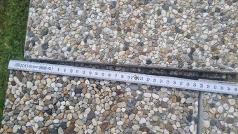 Betónové platne 40×30 cm, kamienkové – 330 ks - 2