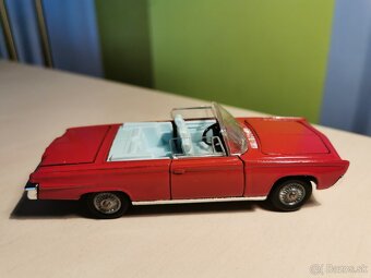 Corgi toys Chrysler Imperial - 2