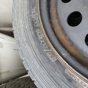 Zimné pneu 195 60 15C - 2