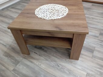 Stolík / konferenčný/ obývačkový - 2